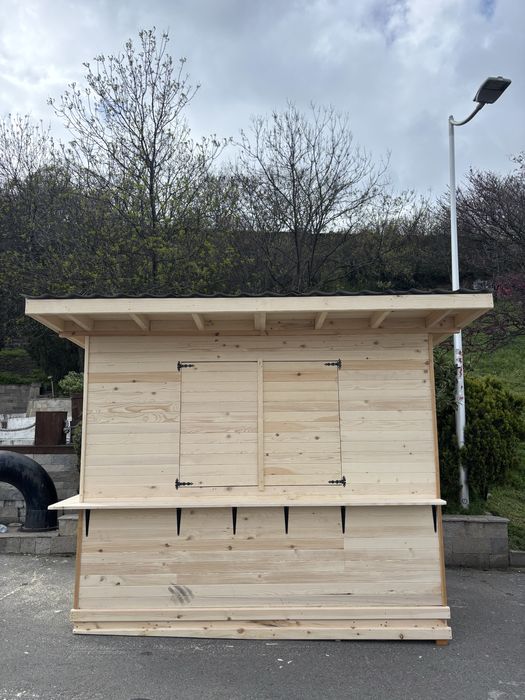 Дървени павилиони за бизнес.