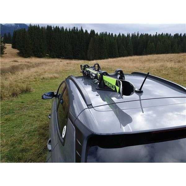 Inchiriez suport skiuri si bare transversale