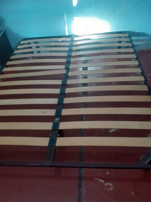 Кроват разборный с матрасом 10т чуг сковород 6т стир 20т ключ3т ступ 5