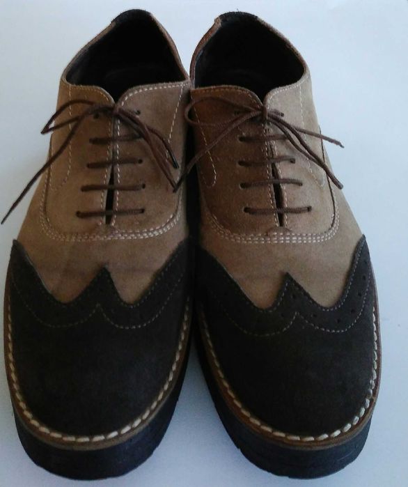 Дамски затворени обувки на платформа 37 (38) номер