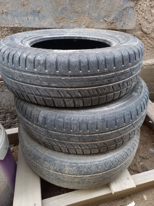 Покрышка машины летняя