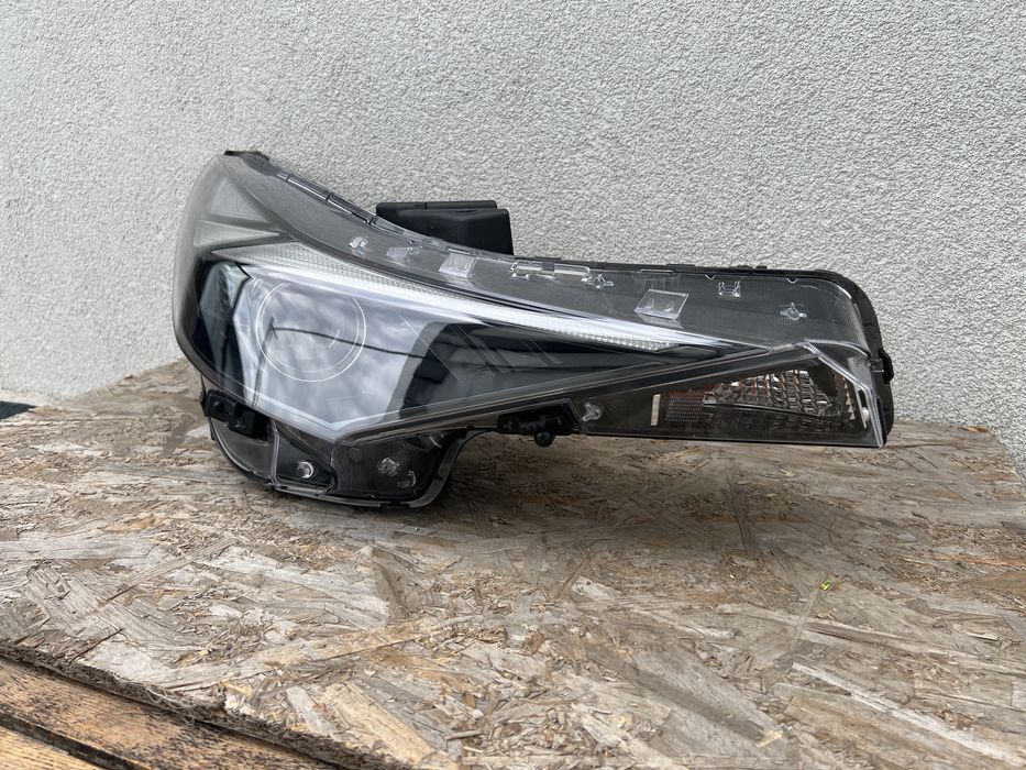 Far dreapta Hyundai Elantra CN7 halogen + LED 2021 2022 2023 Original