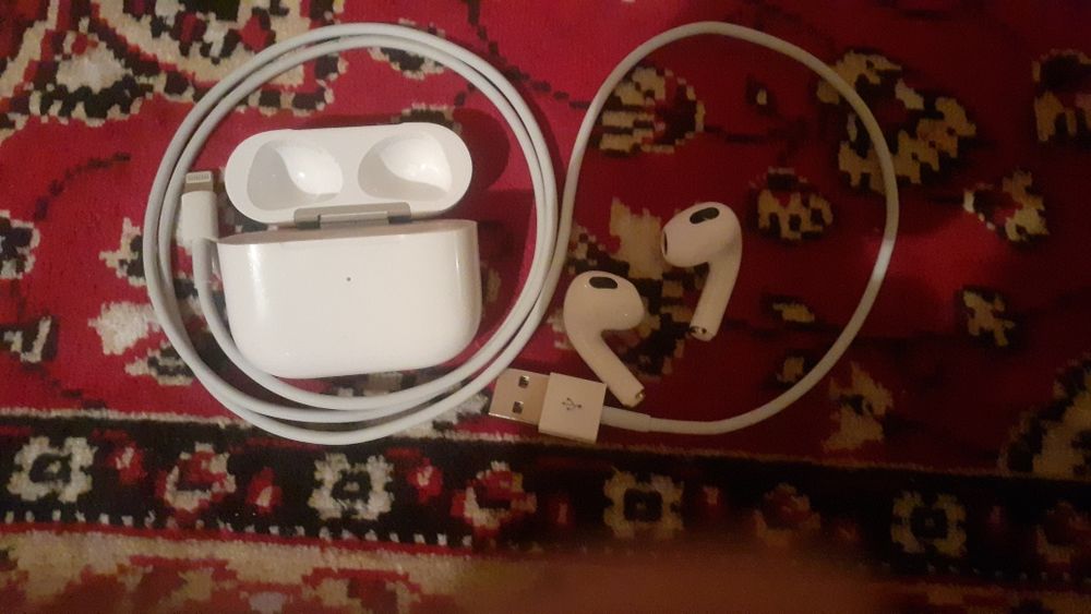 Беспроводные наушники