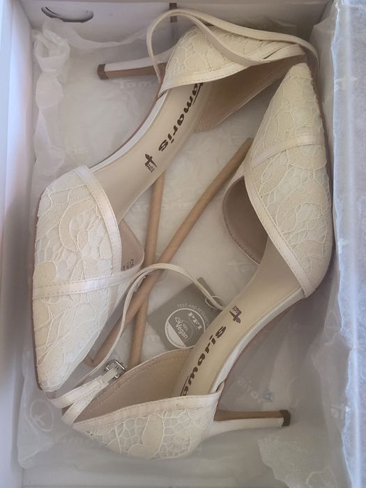 Сватбени обувки Tamaris