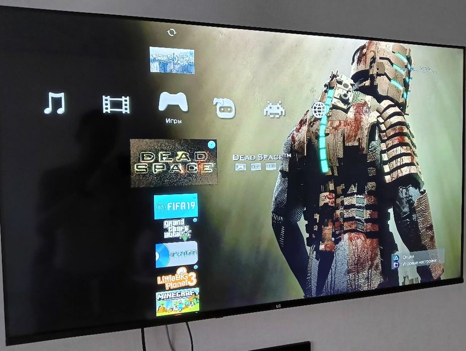 Продам Play Station 3 Slim