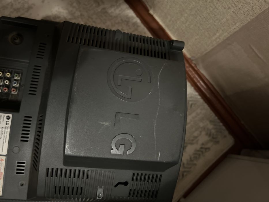 Продам телевизор за 5к