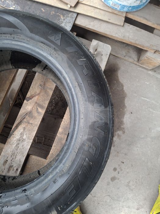Резина 1 чтук размер 215/65/R 16