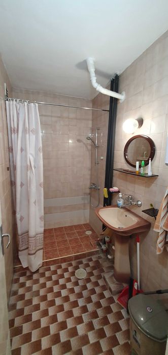 Продавам тристаен апартамент с к/с Лазур с уникална панорама