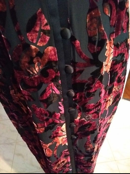 Естествена коприна - официална рокля, коприна и кадифе в черно и бордо