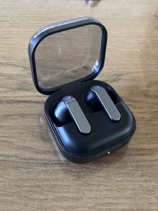 Samsung galaxy buds 4