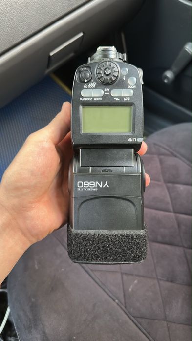 Продается вспышка для фотоаппарата