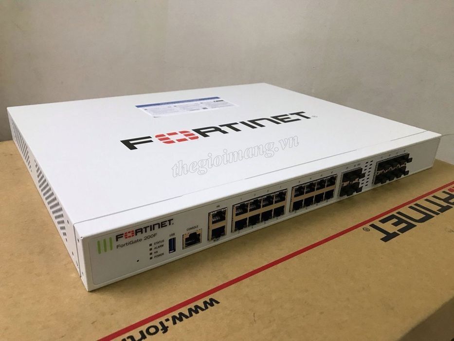 Межсетевой экран FortiGate200-F,