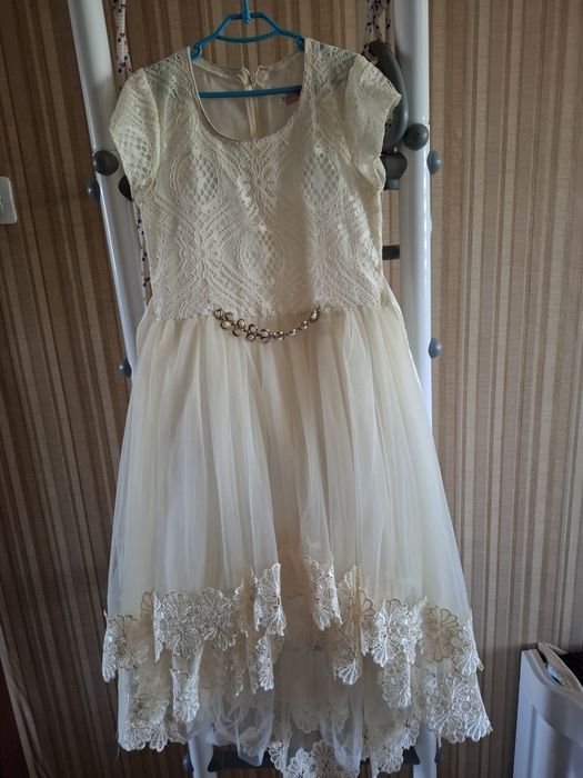 Продам красивые платья