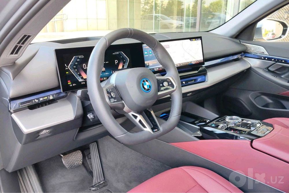 BMW i5 40L 2025 yil