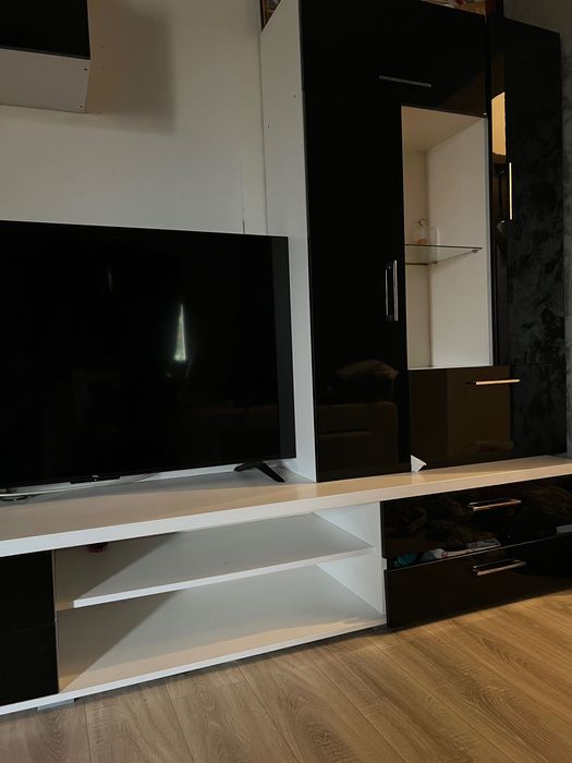 Mobilă de sufragerie