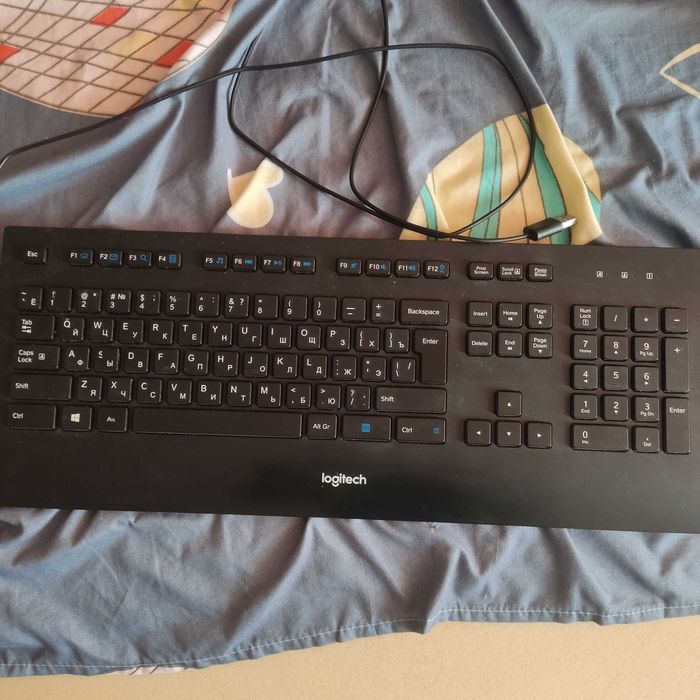 Клавиатура Logitech k280e