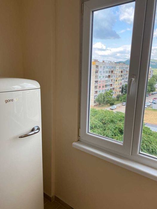 Гарсионера под наем след основен ремонт дъбника