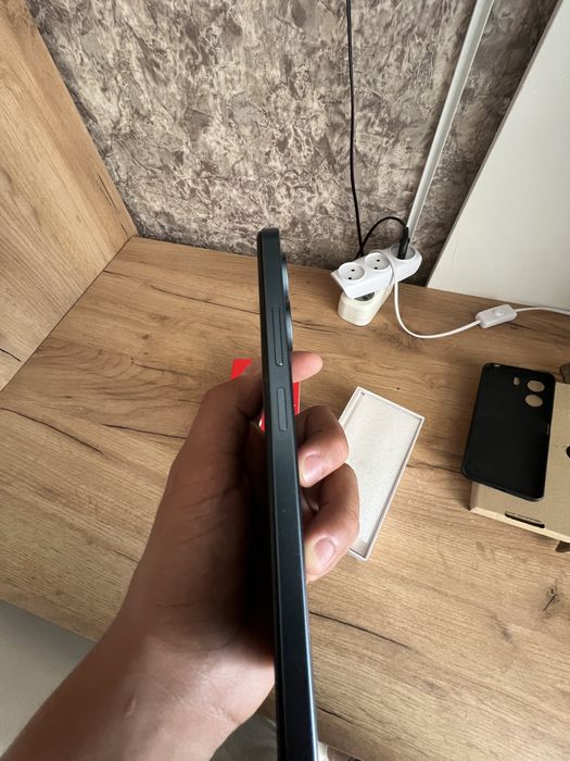 Продам Redmi 13c