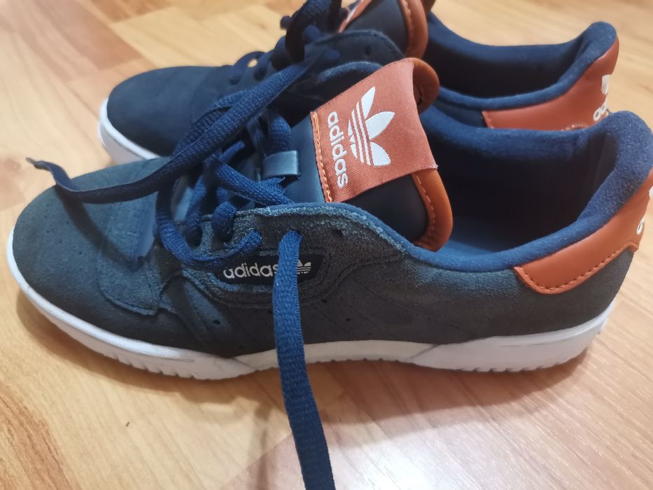 Adidas, marimea 38