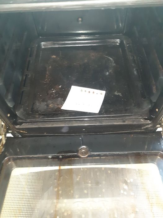 Продам газ плиту
