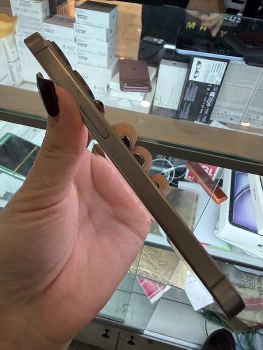Iphone  15 pro 256