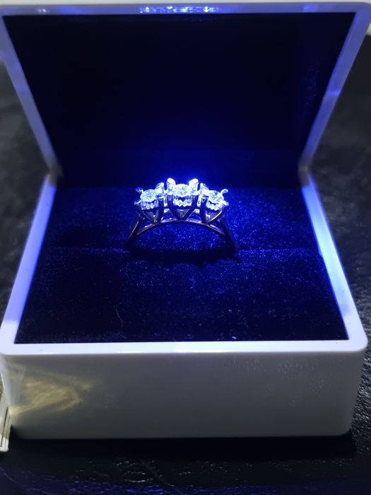 Бриллиантовое кольцо