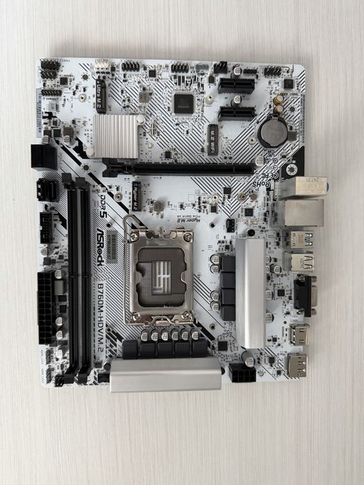 Placa de baza DDR5 Asrock B760M-HDVM2