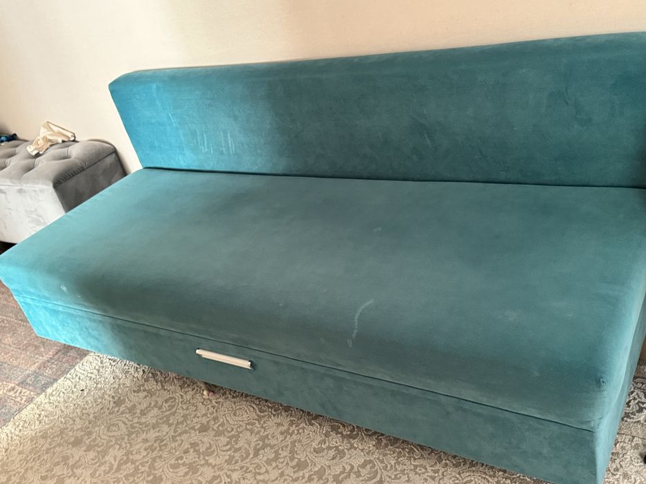 срочно продам диван тахту