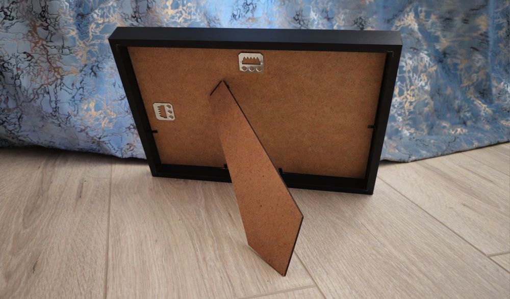 Продам картинки новые
