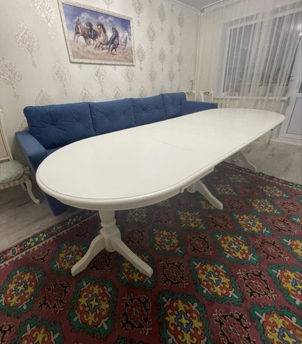 Продам гостевой стол