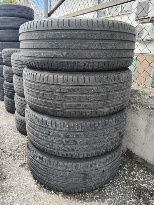 235 55 19 4 броя Мишелин