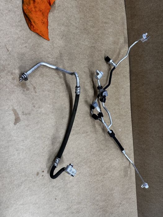 Conductă ac .vw skoda seat audi.cod:8R026069..B.