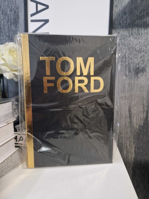 Твърда кутия Chanel Dior Tom Ford