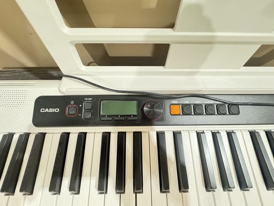 Продам Синтезатор Casio оригинал, новый