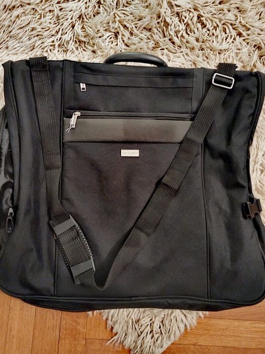 Geantă Pierre Cardin pentru costum si platon, neagra