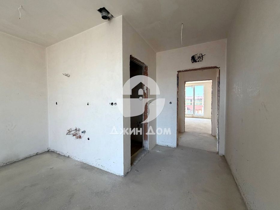 Продава се Едностаен апартамент в Несебър - 43 кв.м за 771 €/кв.м - Снимка #5