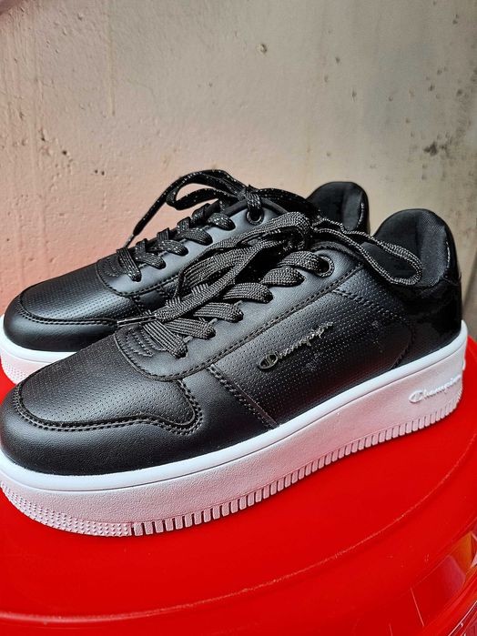 Оригинални дамски обувки Champion Rebound Plat Chromo