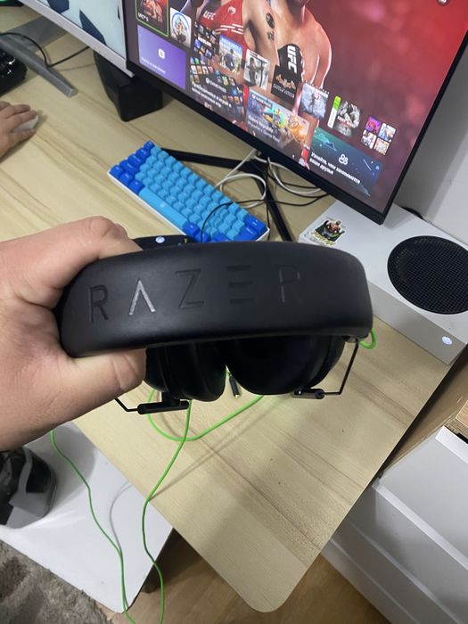 Продам наушники игровые