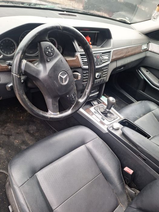 Mercedes E Class 220 2010 Avangard Bot parte fata Capota Bara Tragar Far Set Stanga dreapta Aripa Cutie Automata 2.2 Euro 5 OM651 Use Portiera Planse