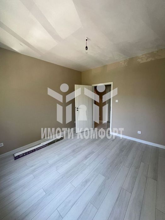 Продава се Тристаен апартамент в София, Красно село - 65 кв.м за 3000 €/кв.м - Снимка #3