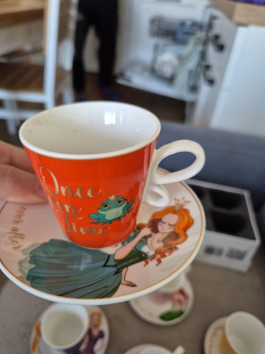 Уникален комплект за кафе с принцеси