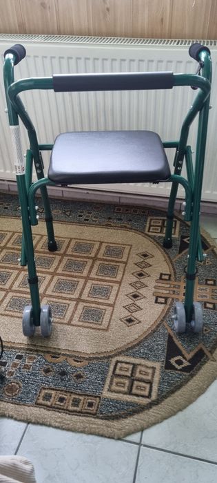 Rolator, cadru cu sezut