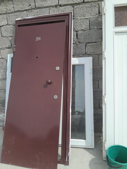 Пластиковые окна, дверь