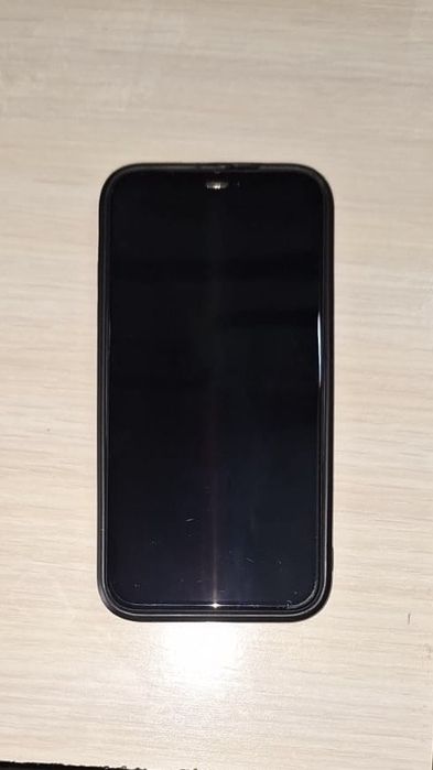 Продам айфон 11.