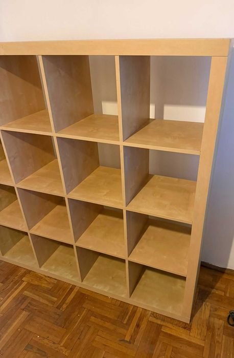Etajera IKEA KALLAX 147x147 cm; Biblioteca; Raft cu 16 compartimente; Dulap cu rafturi; Biblioteca
