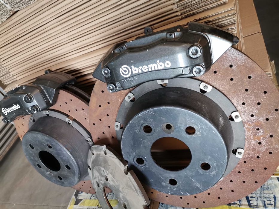 Спирачни дискове Mercedes Audi VW AMG Range Rover