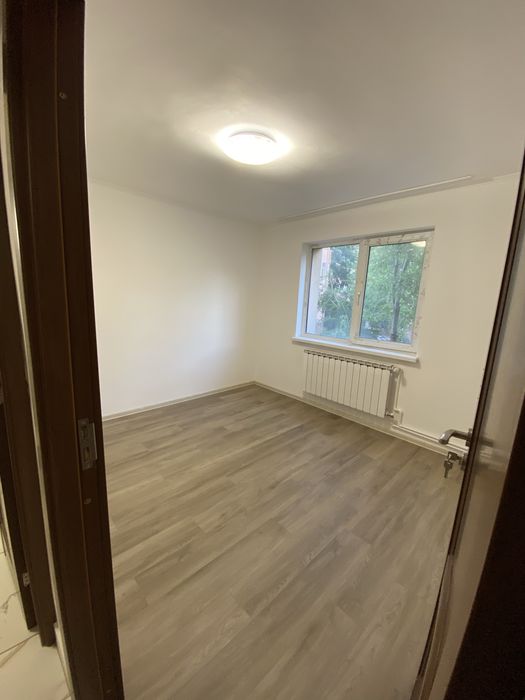 Apartament de închiriat