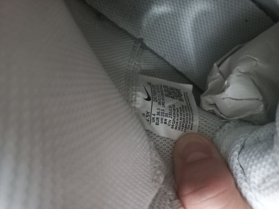 Adidasi High Nike Blazer Marimea 36.5