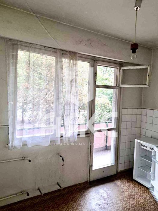 Двустаен апартамент в кв. Борово