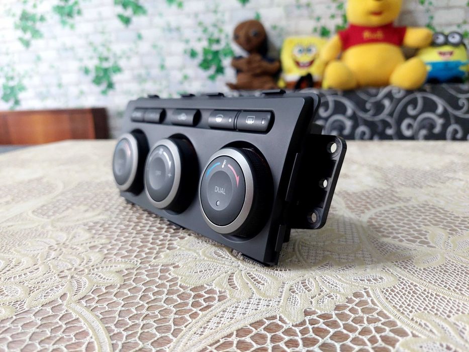 Панел/Модул Управление Климатроник за Mazda 6 (GH) 2007-2013